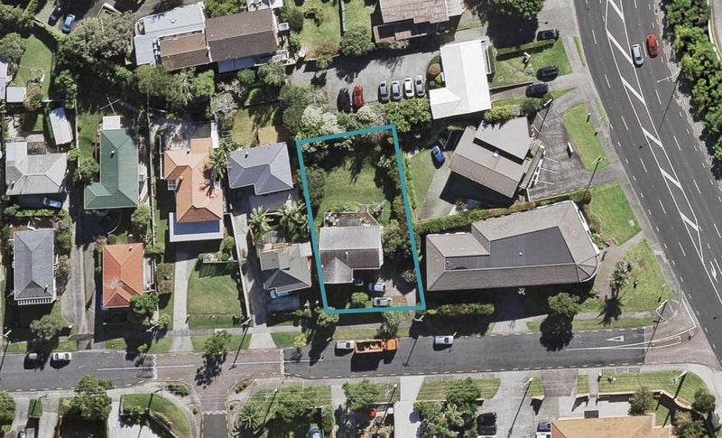3 Peach Road, Glenfield, Auckland - Carousel 1