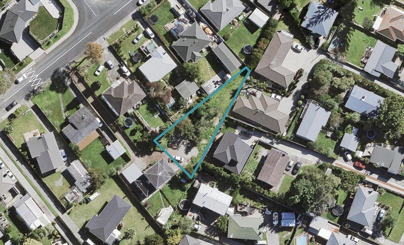 41A Hilling Street, Titirangi, Auckland - Carousel 1