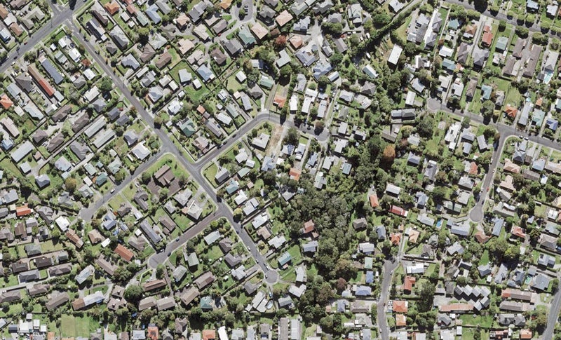 6/7 Beverly Place, New Lynn, Auckland - Carousel 1