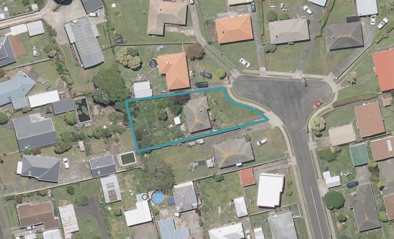 5 Mahoe Place, Gonville, Whanganui - Carousel 1