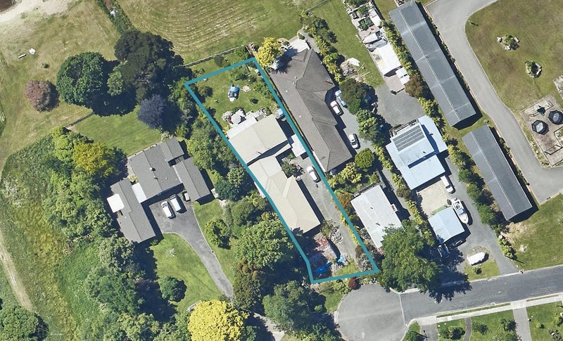 23 Holden Avenue, Holdens Bay, Rotorua - Carousel 1
