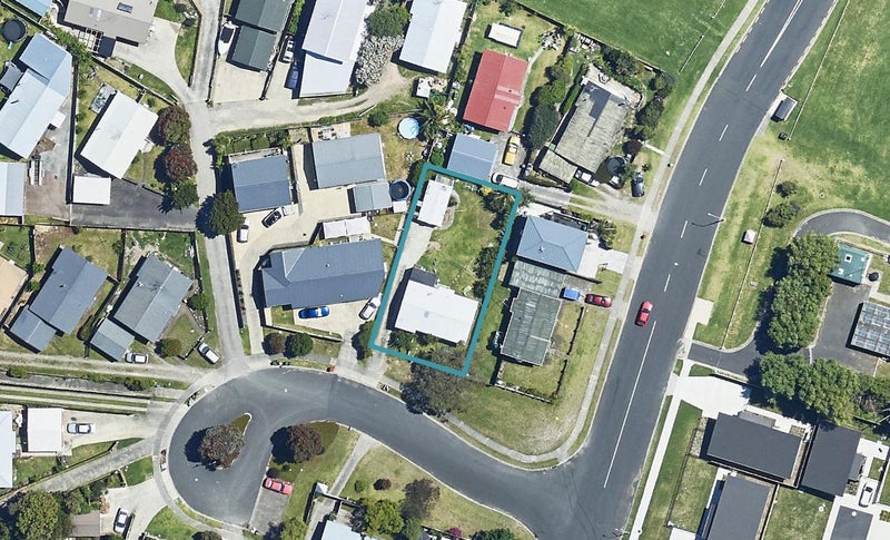 2 Redditch Place, Papamoa Beach, Papamoa - Carousel 1