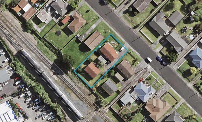 33A Ferguson Street, Manurewa East, Auckland - Carousel 1