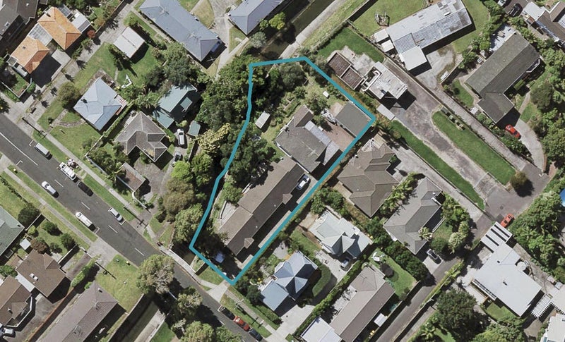 2/29 Alma Road, Milford, Auckland - Carousel 1