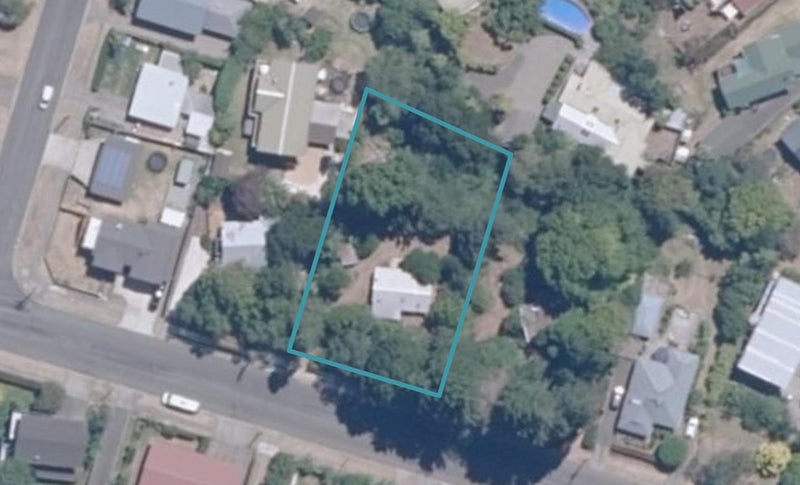 40 Hawai Street, Two Mile Bay, Taupō - Carousel 1