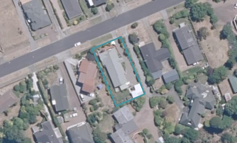 27 Harvey Street, Waipahihi, Taupo - Carousel 1