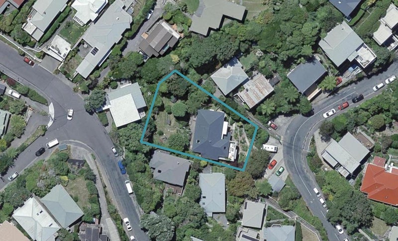 14 Norna Crescent, Kelburn, Wellington - Carousel 1