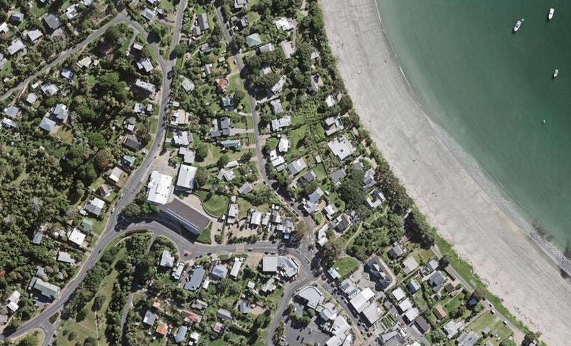 25 Waikare Road, Oneroa, Waiheke Island - Carousel 1