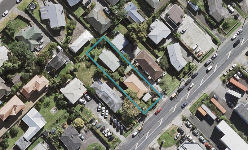2/178 Archers Road, Glenfield, Auckland - Carousel 1