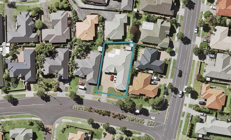30 Maghera Drive, East Tamaki Heights, Auckland - Carousel 1