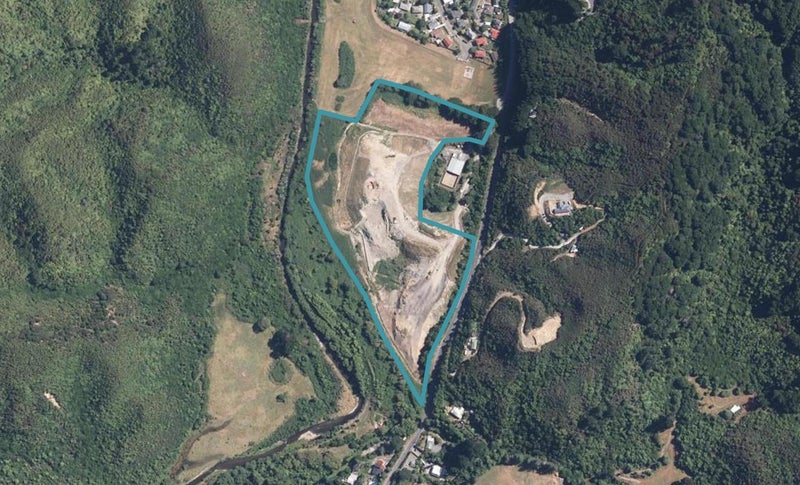 130 Coast Road, Wainuiomata, Lower Hutt - Carousel 1