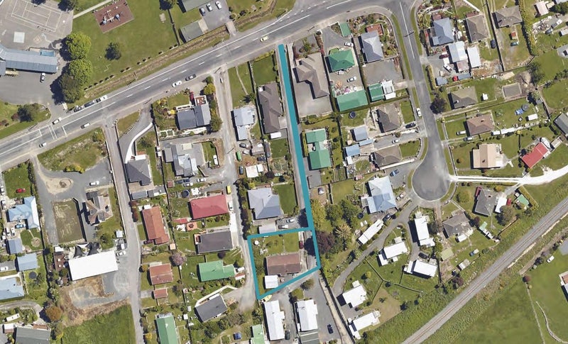 27 Ludstone Road, Kaikoura - Carousel 1