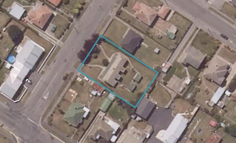 1 Robertson Street, Oamaru North, Oamaru - Carousel 1