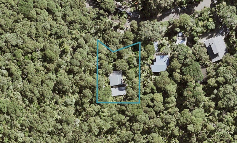 80 Rayner Road, Piha, Piha - Carousel 1