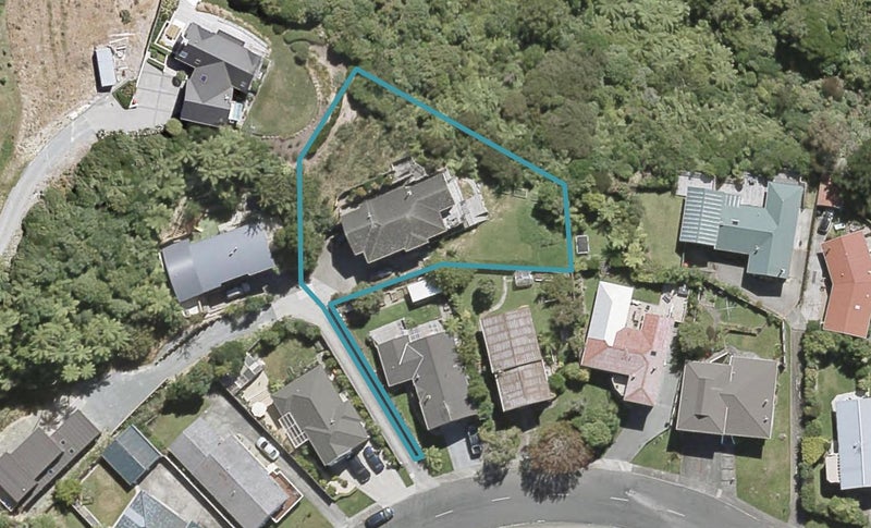 32A Redvers Drive, Belmont, Lower Hutt - Carousel 1