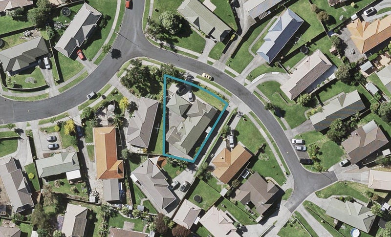 1 Waylen place, East Tamaki, Manukau - Carousel 1