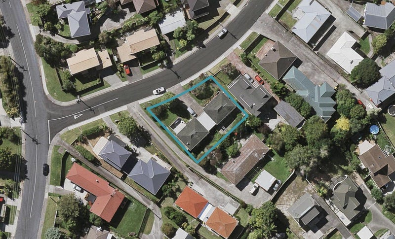 2/5 Merriefield Avenue, Forrest Hill, Auckland - Carousel 1