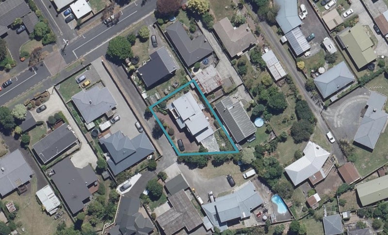26 McCracken Avenue, Hillcrest, Hamilton - Carousel 1