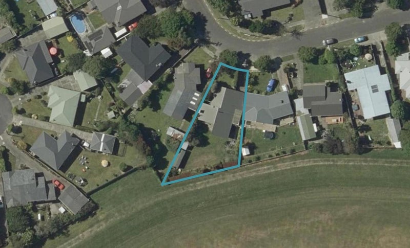 10 Buick Crescent, Awapuni, Palmerston North - Carousel 1