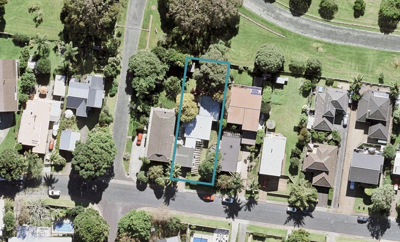14 The Circle, Manly, Whangaparaoa - Carousel 1