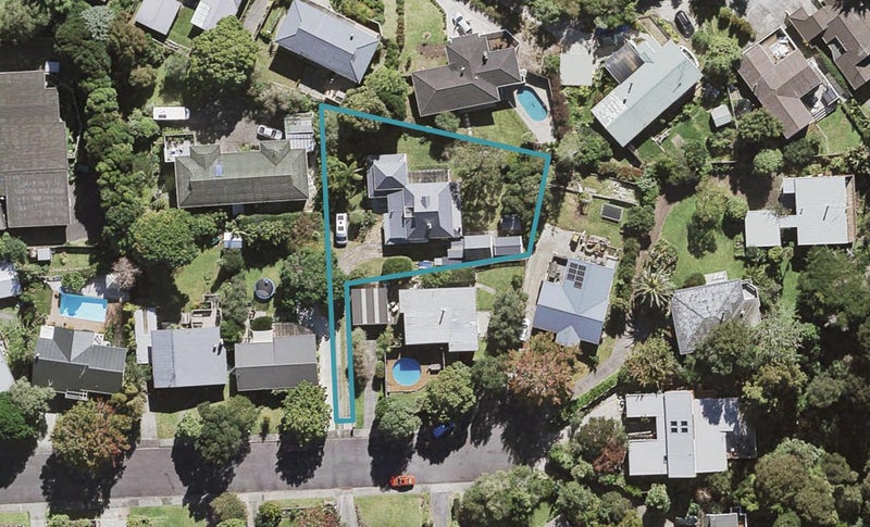12 Vienna Place, Birkenhead, Auckland - Carousel 1