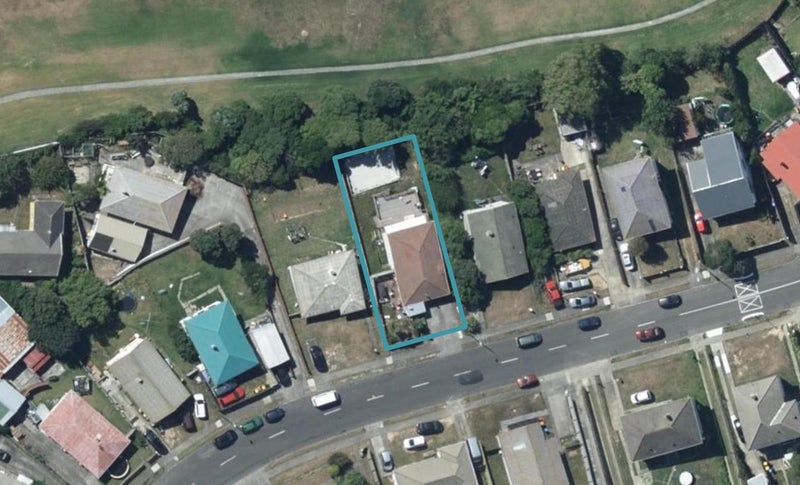 38 Takapuwahia Drive, Takapuwahia, Porirua - Carousel 1