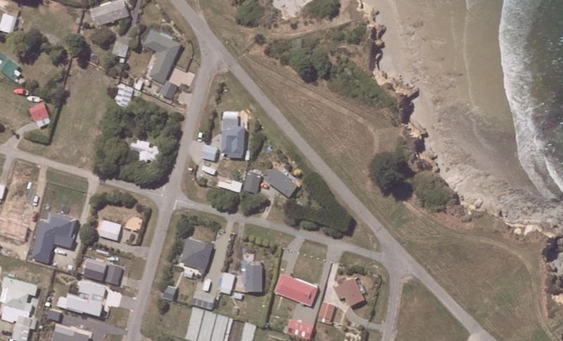 19 Harbour Terrace, Kakanui, Oamaru - Carousel 1