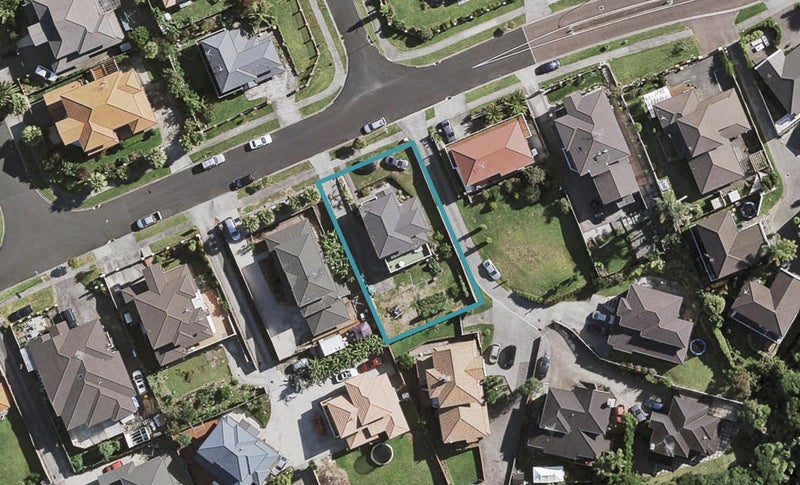26 Vireya Court, Goodwood Heights, Auckland - Carousel 1