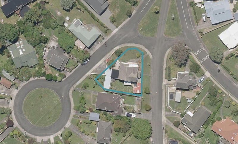 2 Windsor Terrace, Durie Hill, Whanganui - Carousel 1