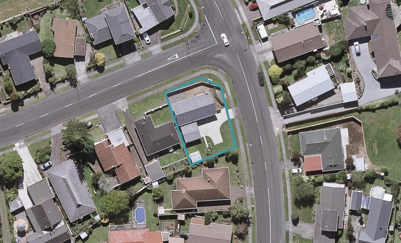 123 Heta Road, Highlands Park, New Plymouth - Carousel 1