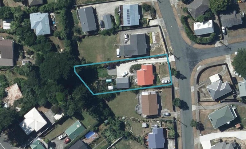 9 Matatiro Street, Titahi Bay, Porirua - Carousel 1