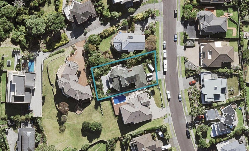 14 Marco Polo Avenue, Lynfield, Auckland - Carousel 1