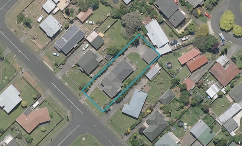 60A Surrey Road, Springvale, Whanganui - Carousel 1