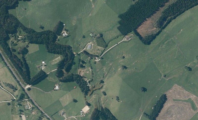 506A State Highway 1, Taupo - Carousel 1