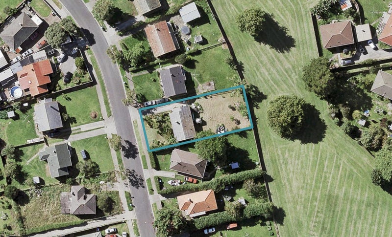 14 Wimbledon Crescent, Glen Innes, Auckland - Carousel 1