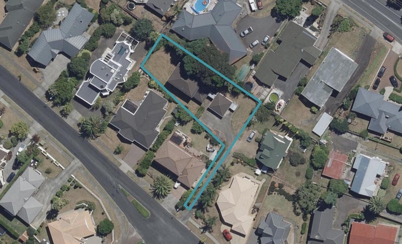 10 Western Heights Drive, Western Heights, Hamilton - Carousel 1