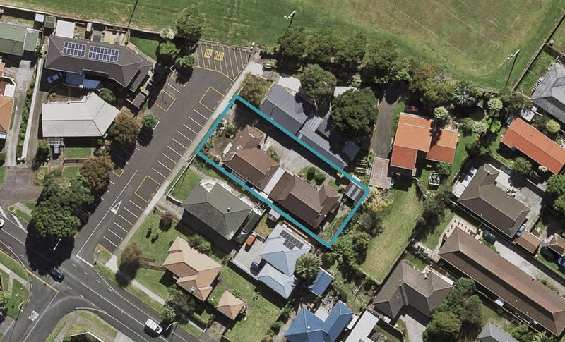 2/43 Wentworth Avenue, Papatoetoe, Auckland - Carousel 1
