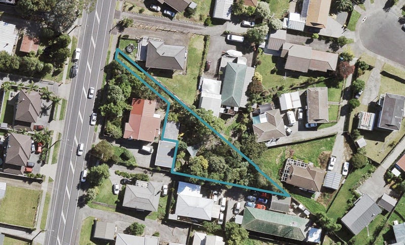 22A Forest Hill Road, Henderson, Auckland - Carousel 1
