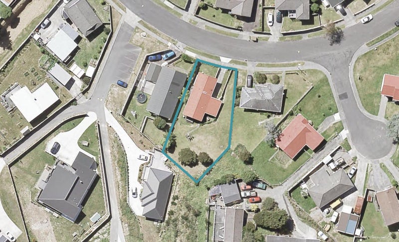 50 Castlerea Street, Wainuiomata, Lower Hutt - Carousel 1