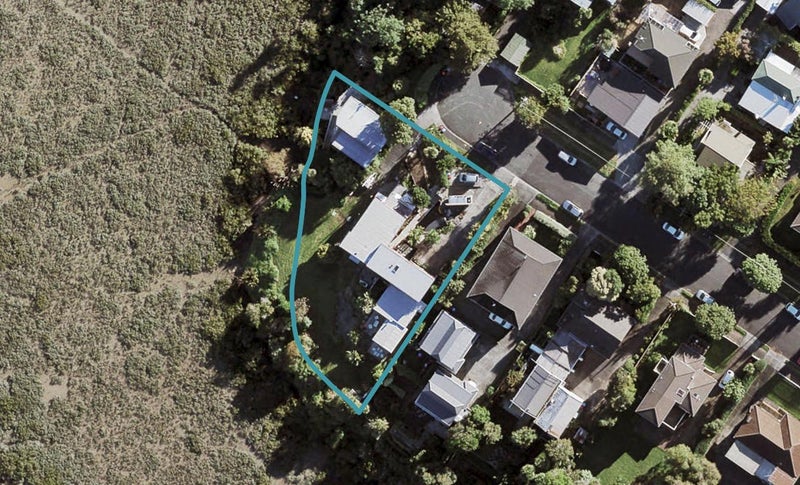44 Saxon Street, Waterview, Auckland - Carousel 1