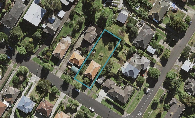 31 Rawhiti Road, One Tree Hill, Auckland - Carousel 1