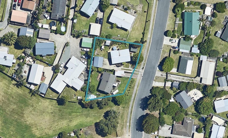 1 Emerald Place, Papamoa Beach, Papamoa - Carousel 1
