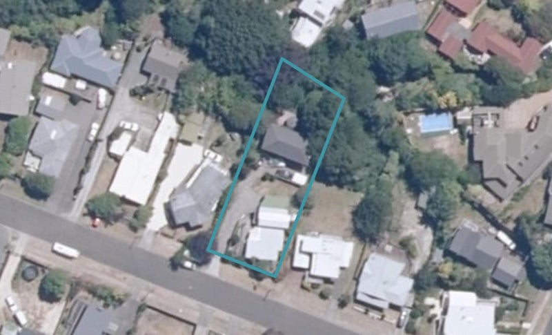 12 Weka Road, Waipahihi, Taupo - Carousel 1