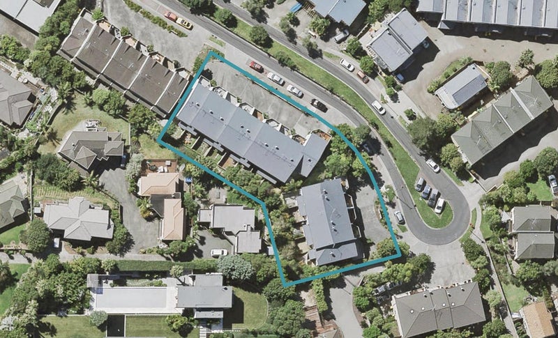 1/15 Pannill Place, Oteha, Auckland - Carousel 1
