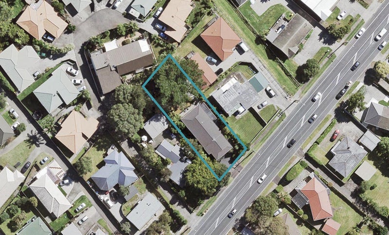 43 Forest Hill Road, Henderson, Auckland - Carousel 1