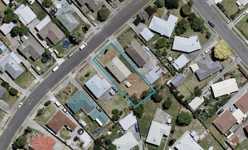 6 Neal Crescent, Onekawa, Napier - Carousel 1