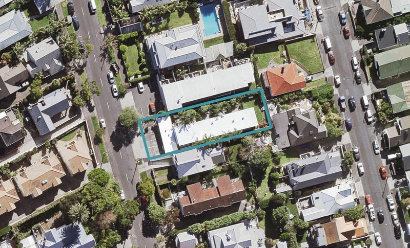 8/25 Wallace Street, Herne Bay, Auckland - Carousel 1