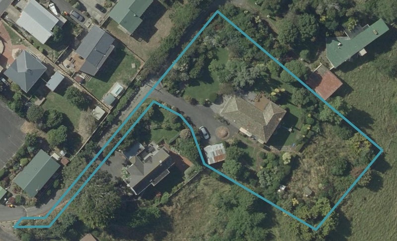 8A Bone Street, Shiel Hill, Dunedin - Carousel 1