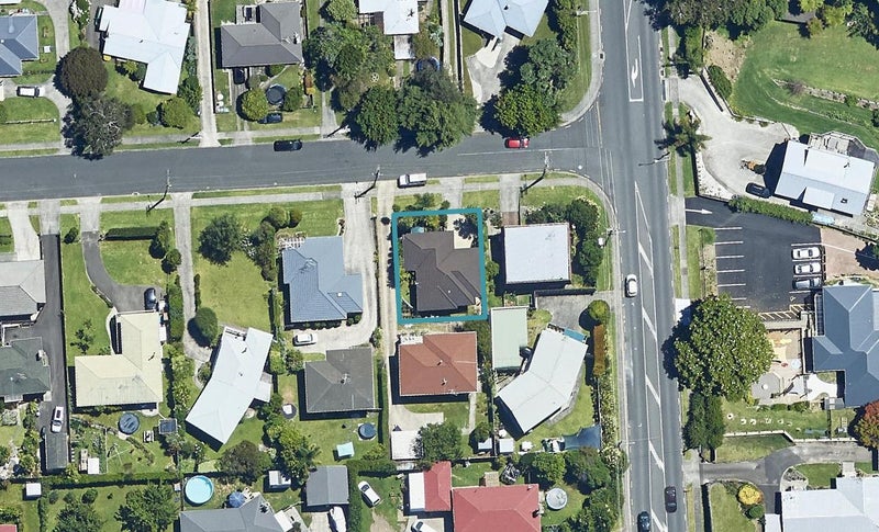 4A Lynwood Place, Brookfield, Tauranga - Carousel 1