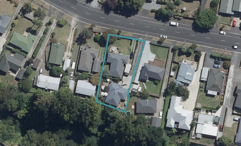 143 Rimu Street, Maeroa, Hamilton - Carousel 1